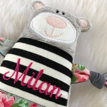 Load image into Gallery viewer, Snuggly Bear