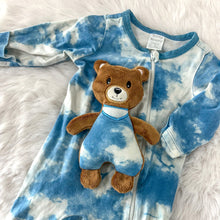 Load image into Gallery viewer, Baby bear cuddles

